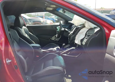 2016 Hyundai Veloster Turbo z USA, uszkodzony, nr VIN KMHTC6AE5GU304098